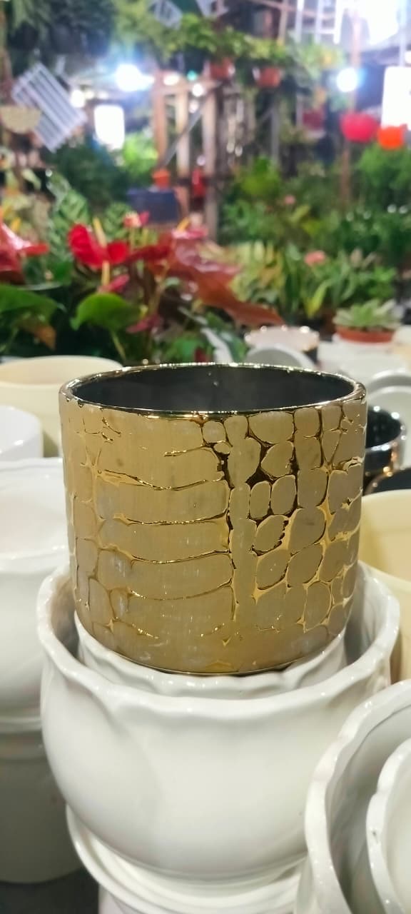 Dragon Filigree Gold Glazed Ceramic Pot